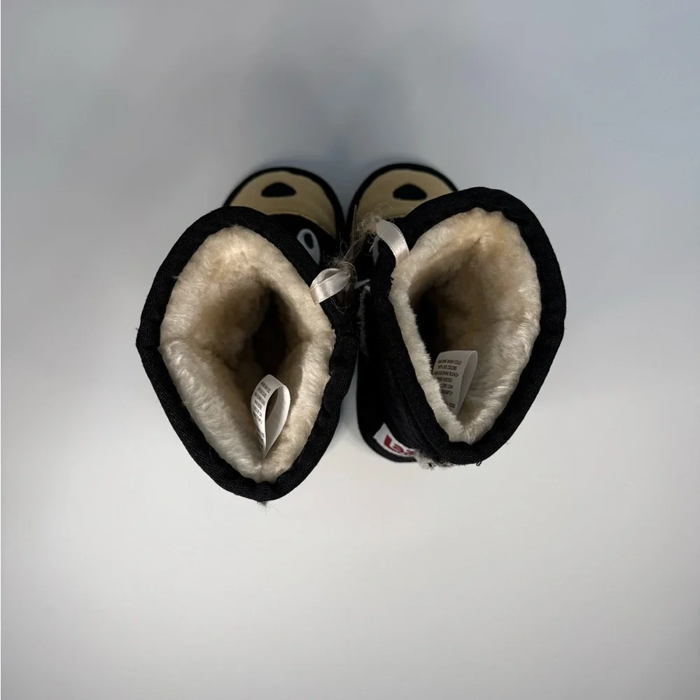 Lazy‎ One Black and Tan Bear Booties